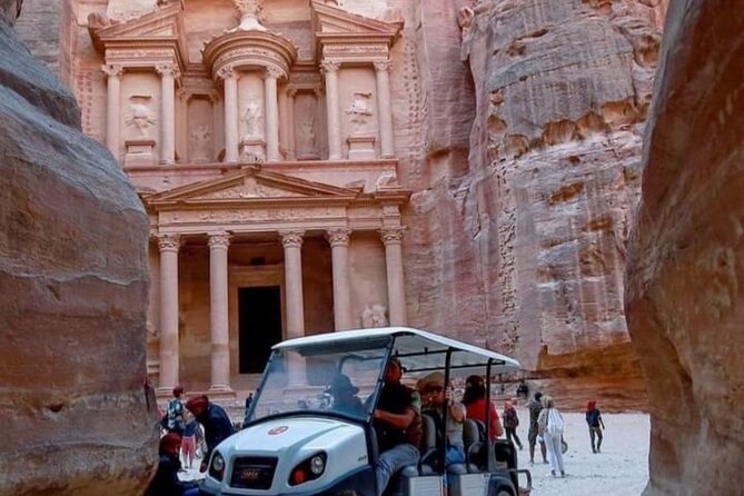 Full-Day Trip in Petra from Aqaba - The basic idea: a private ride from Aqaba to Petra