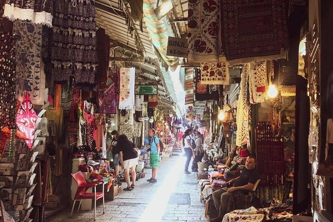 Guided Amman Tour with lunch (4 hrs) - Al Balad and the souks