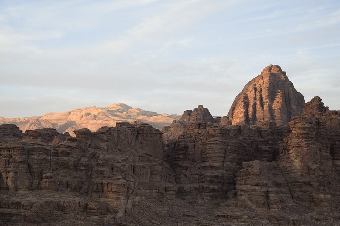 Half day Jeep and camel tour No stay - The Little Bridge and the first climb