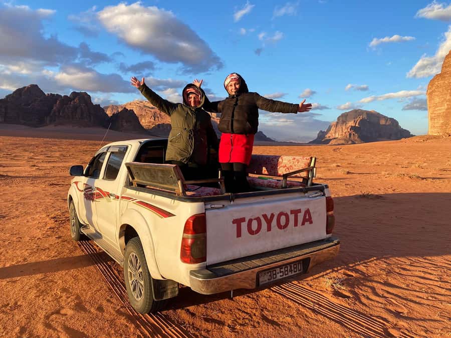 half day jeep tour &one night stay & all meals - Golden dunes, sandboarding, and movie country