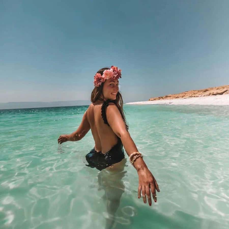 Half Day Tour Dead Sea , Pink Lake, Crystal beach From Amman - What the Driver Service Adds