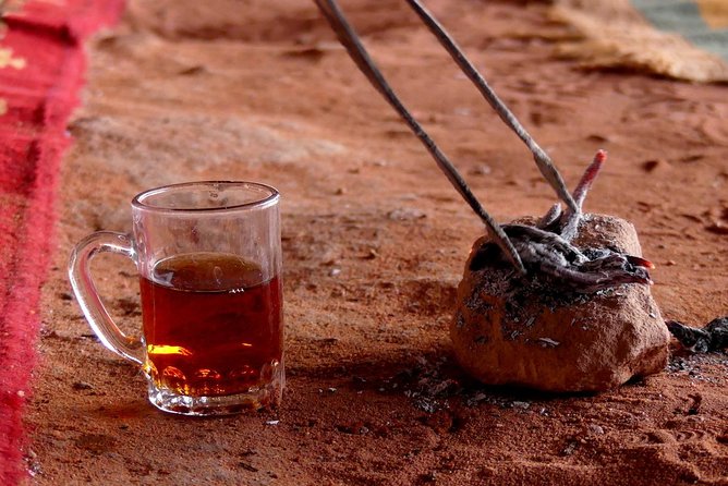 Jeep Tours in Wadi Rum with Bedouin Guide 2,3,4,5 hours | Magic Bedouin Star - Climbing Little Bridge