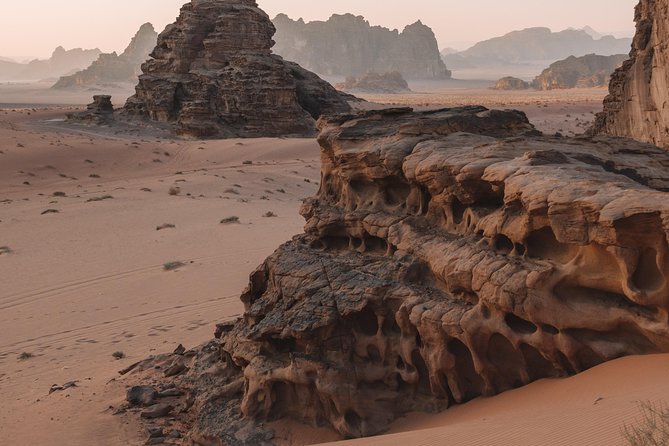 Jordan Private Driver Services | The Jordanian Mappers - The long road to Petra