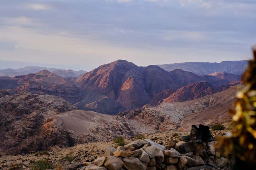 Jordan Trail: Dana to Petra 4-Day Trekking Tour - Walking from Dana into Jordan’s wild country