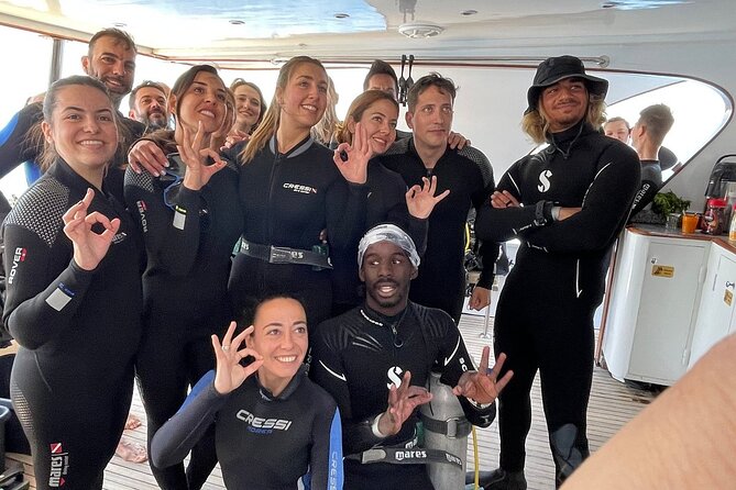 Journey of Diving or Snorkelling from a Boat - Setting out from Ayla 5 Marina