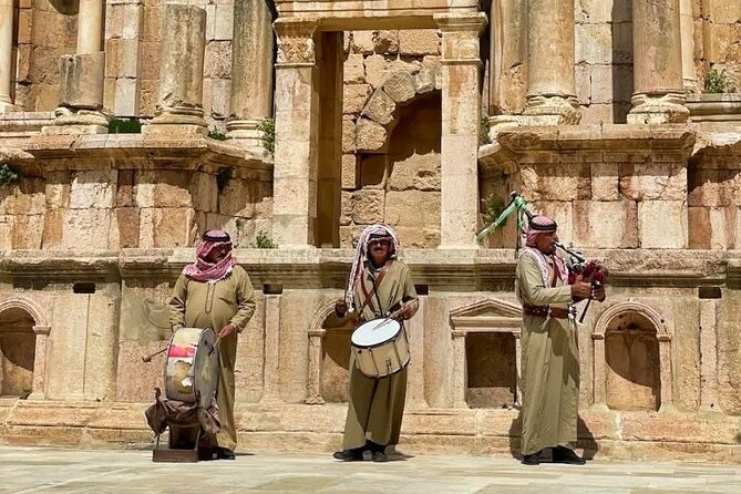 Journey Through Jordan's History Tour - Jerash: Roman streets, columns, and the Oval Plaza