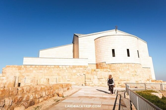 Madaba, Mount Nebo & Dead Sea Day Tour - Why this makes a good Amman day trip
