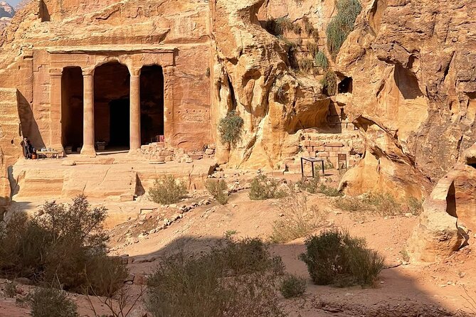 Nabatean Nights Stay in Petra Jordan - Bedouin Village with Tour - Lunch in a 3,000-year-old cave home