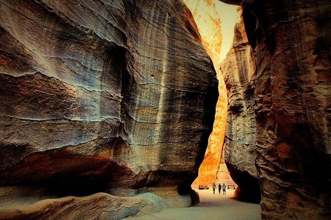 Petra day tour from Aqaba - Three hours among Petra’s main monuments