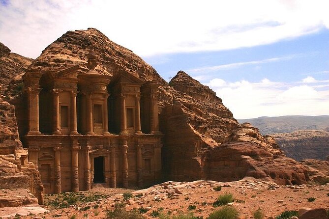 Petra Full-Day Private Tour from Amman or Airport - Timing, luggage, and practical comfort