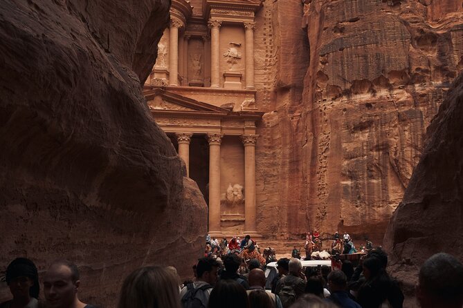 Petra Highlight Tour with Private Guide Sami Nawafleh | 2.5 Hours - Key points at a glance