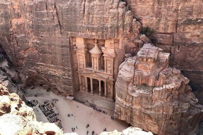 Petra, Little Petra and Shobak Castle - Private Tour From Amman - Private vehicle or local guide?