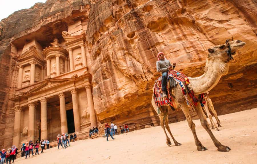 Petra & Wadi Rum: Full Day Private Tour with Hotel Pickup - Key points at a glance