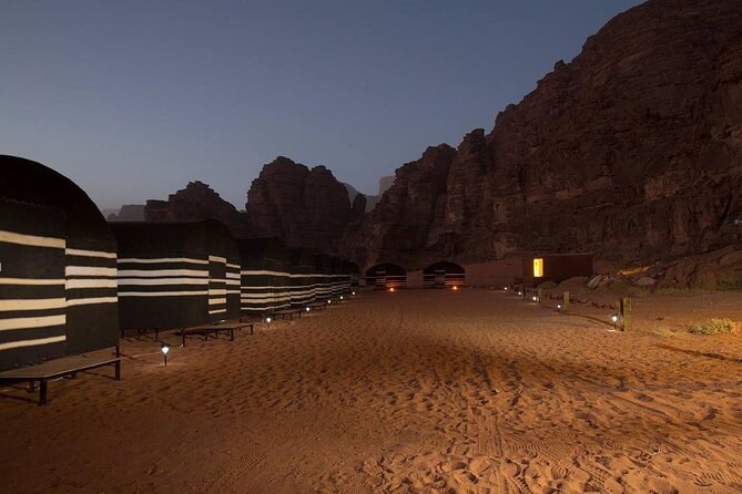 Private 1 Day Wadi Rum Desert Tour - Walking, climbing, and sliding down the sand
