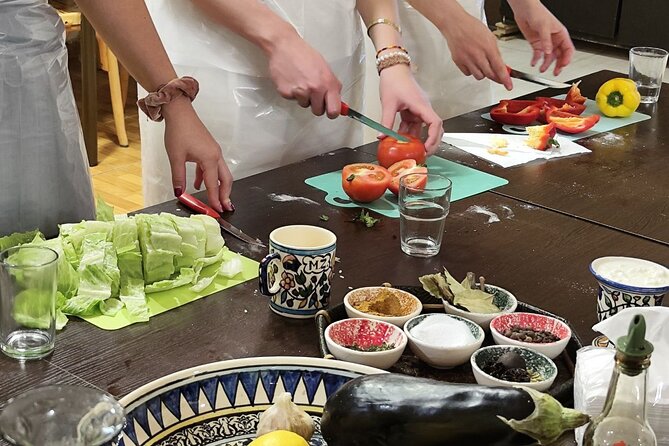 Private 2 Hour Cooking Class with the Locals in Amman - Who will enjoy this private class?