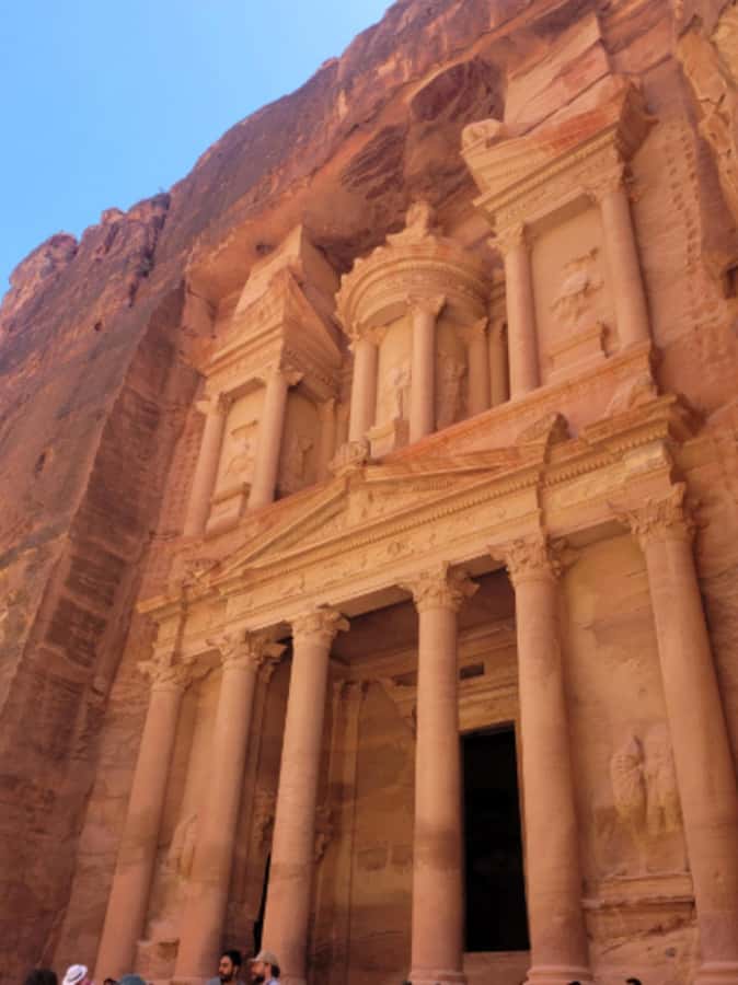 Private 3-Hour Guided Tour of Petra with Hotel Pickup . - Walking the Siq to the Treasury