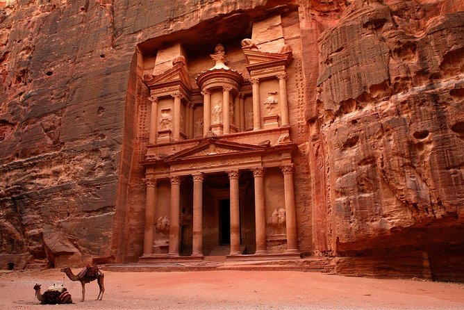 Private Day Trip to Petra and Wadi Rum with Lunch from Aqaba City - The morning ride from Aqaba to Petra