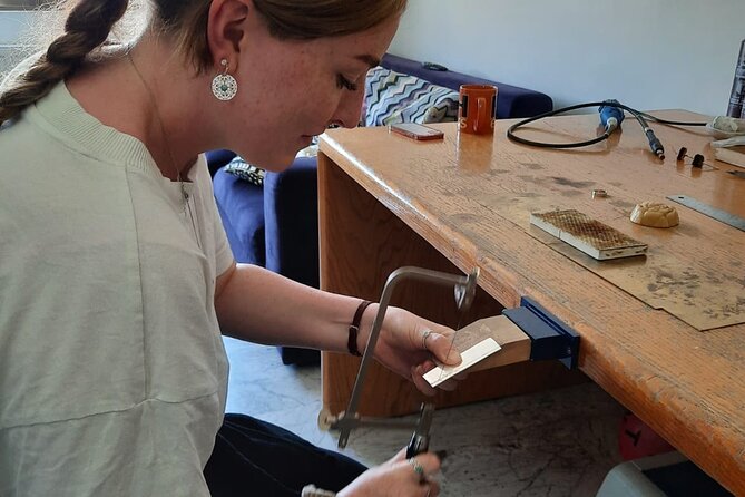 Private Experience of Simple Silver Ring Making in Amman - What Samir adds to the experience