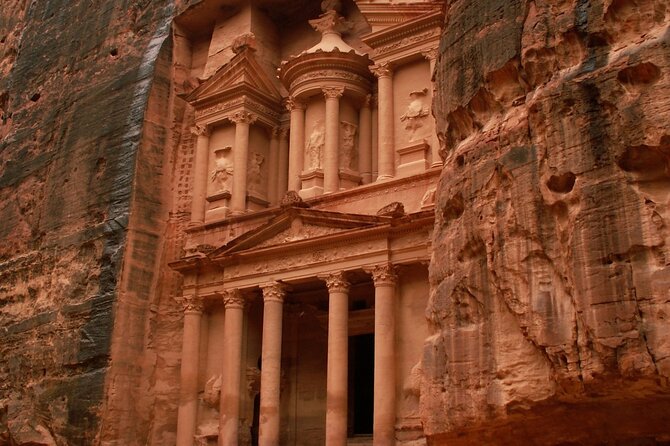 Private Full Day Tour from Amman to Petra City - What the private car adds to the price