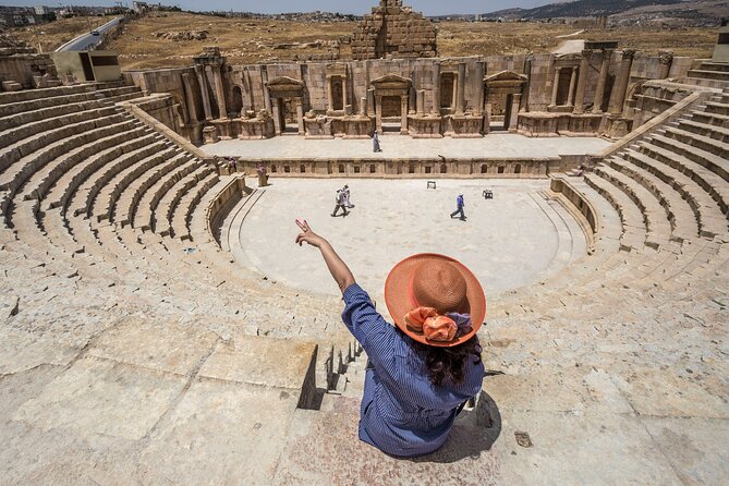 Private Full Day Tour to Jerash, Madaba, and Mount Nebo from Amman - Jerash: two hours among Roman columns
