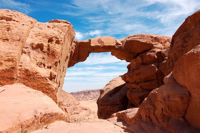 Private Petra and Wadi Rum Tour from Amman or Dead Sea - The long return to Amman