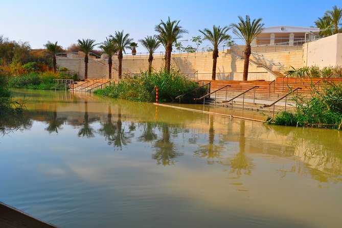Private Tour Madaba, Mount Nebo, Bethany Baptism Site & Dead Sea from Amman - What the private vehicle adds