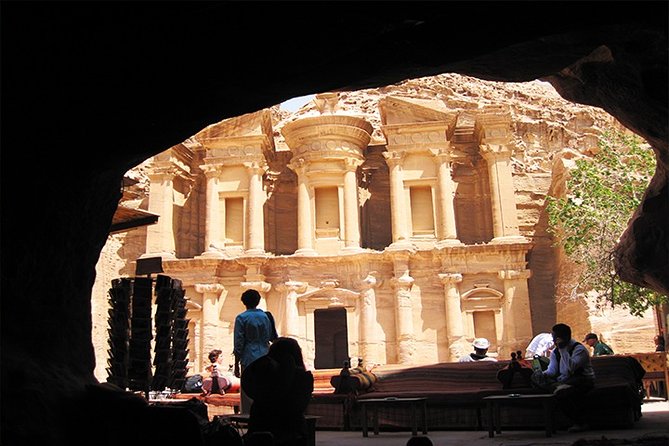 Private Tour: Petra and Little Petra Day Trip from Aqaba - Little Petra and the return to Aqaba