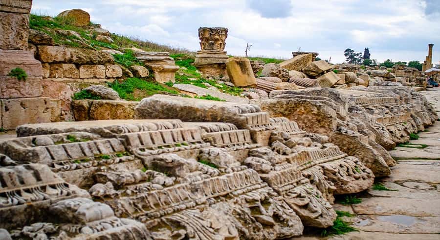 Private Tour to Jerash and Ajloun from Amman - Reaching Jerash in a Private Vehicle