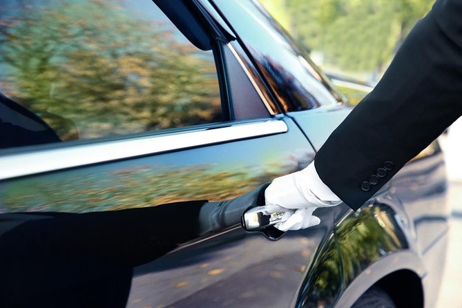 Private Transportation services (Day Use) - Airport transfers without the taxi scramble