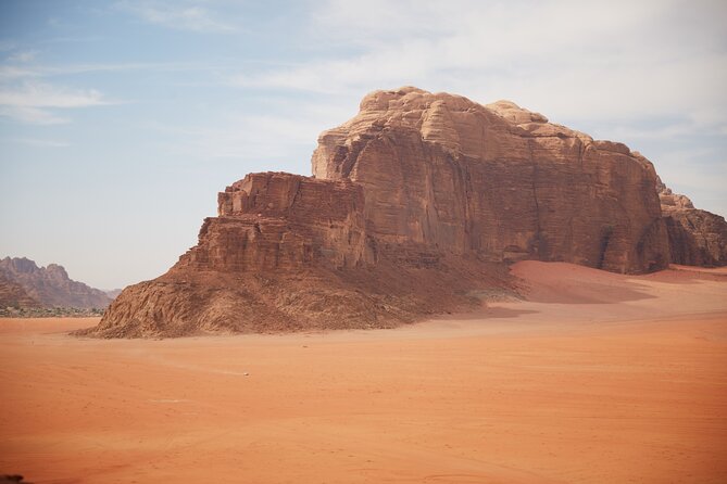 Two-Hour Jeep Safari "Wadi Rum Highlights!" w/ Professional Guide - Small Arch and the natural rock bridge