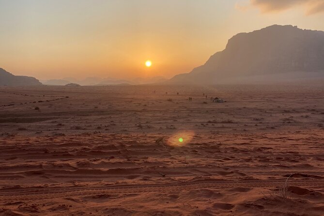 Wadi Rum 4-Hour Sunset Tour - Wadi Rum Desert Highlights - Khazali Canyon and its carved record of the past