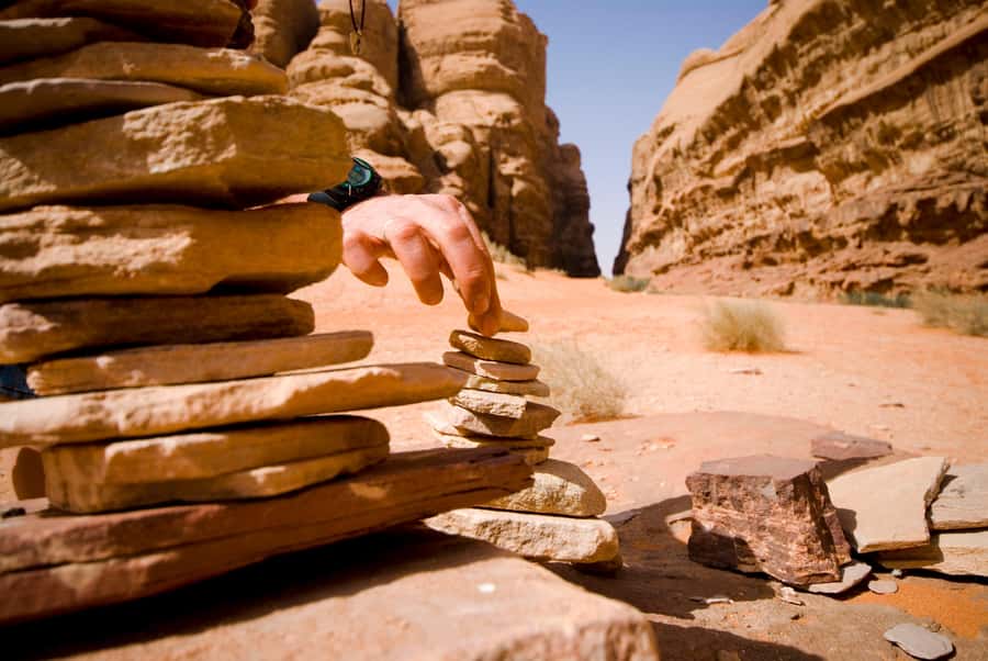 Wadi Rum: Choose 2 to 9 Hour Jeep Pass, Guide & Meal Options - The five-hour route: more time for sand and scenery