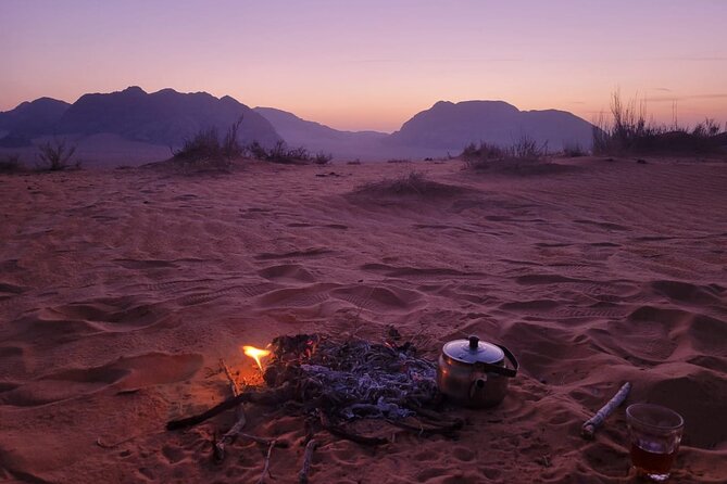 Wadi Rum Desert Sunset Tour - Bedouin tea and sunset, the real payoff