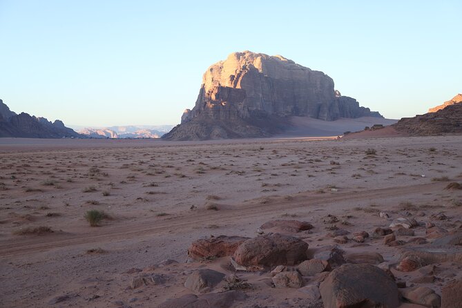 Wadi Rum: Explorer 5 Hour Jeep Tour PASS + Bedouin Tent + Meal - Bedouin food, lunch in the desert, and included drinks