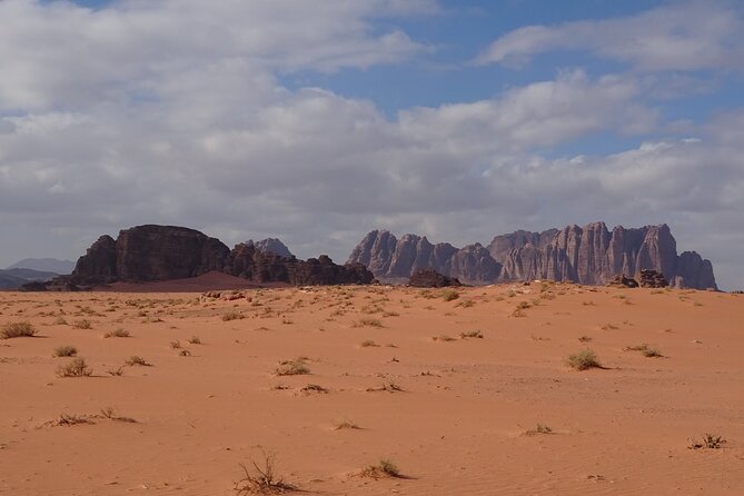 Wadi Rum Mountain Hike: Umm Ad Dami, highest point of Jordan + Jeep tour & Lunch - Who should choose this Wadi Rum day?