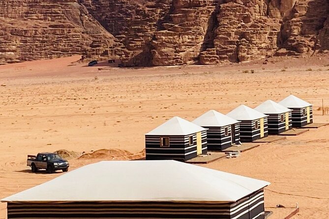 Wadi Rum overnight jeeptour - 1 Day/ 1 Night - Jebel Khazali and ancient inscriptions