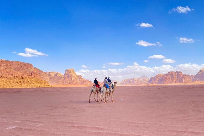 Wadi Rum overnight jeeptour - 1 Day/ 1 Night - A Bedouin lunch and the food that shapes the day